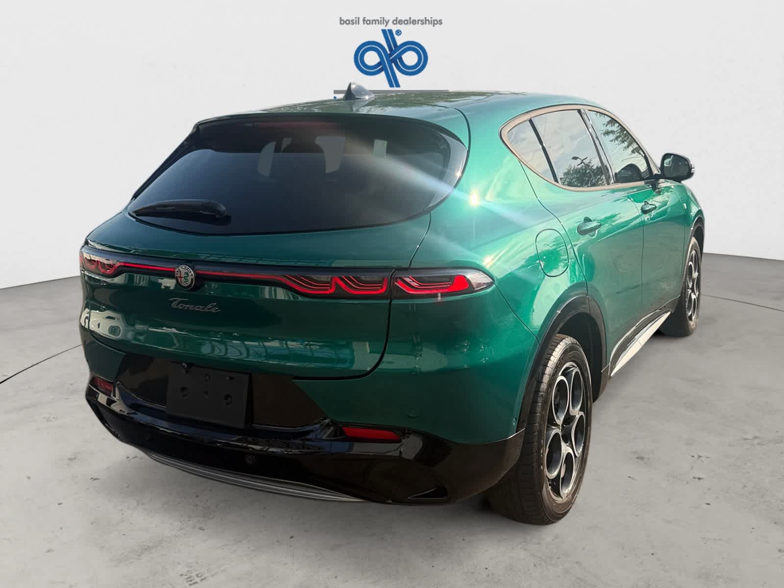 Used 2024 Alfa Romeo Tonale Ti w/ Active Assist Package AWD/4WD image 6