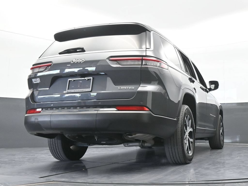 Used 2023 Jeep Grand Cherokee L Limited w/ Trailer Tow Group (B) RWD image 64