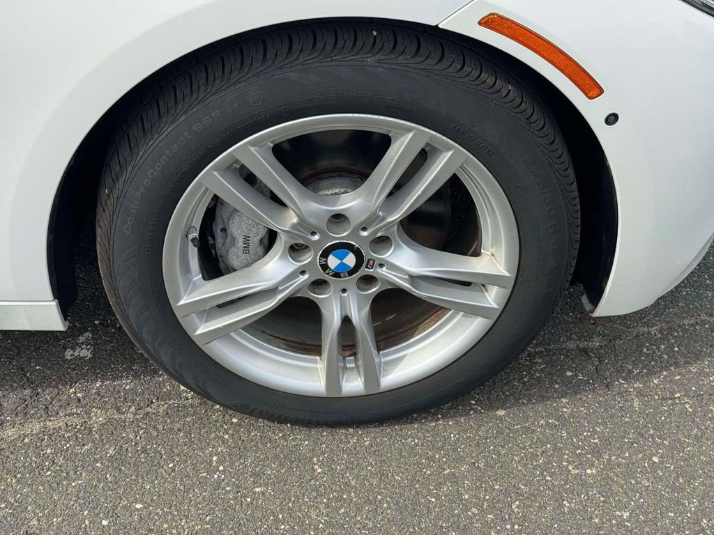 Used 2016 BMW 335i Gran Turismo xDrive image 9