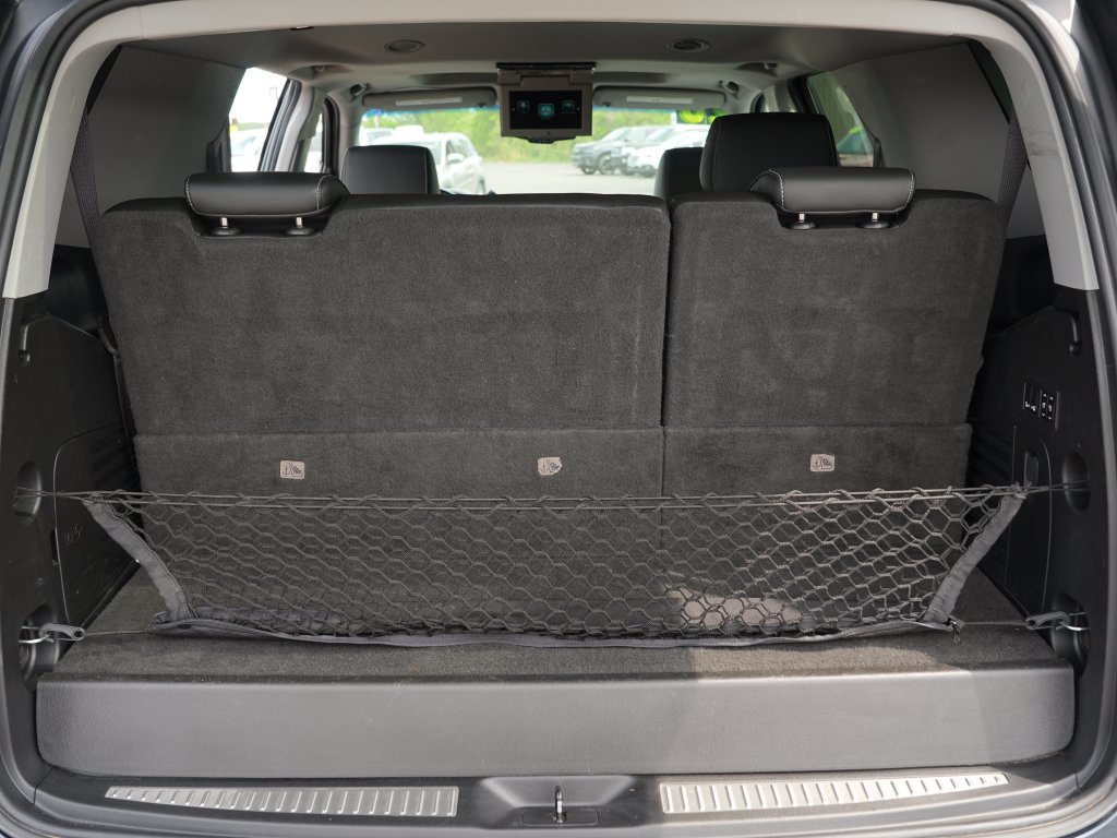 Used 2020 Chevrolet Tahoe Premier AWD/4WD image 29
