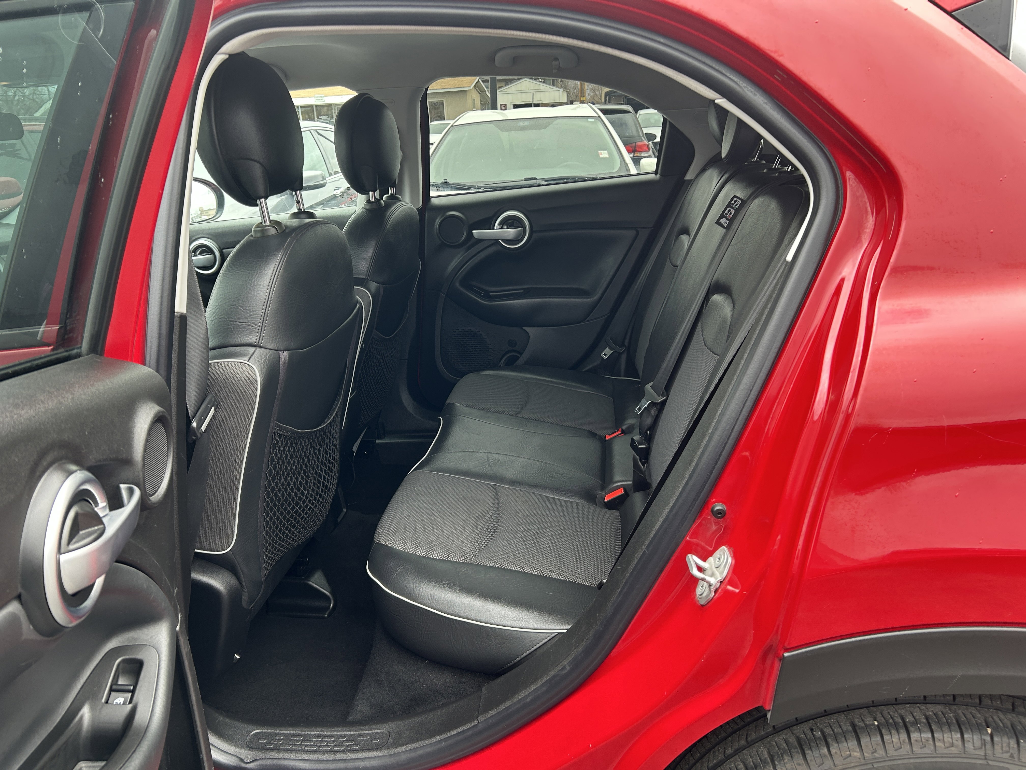 Used 2016 FIAT 500X Trekking image 11