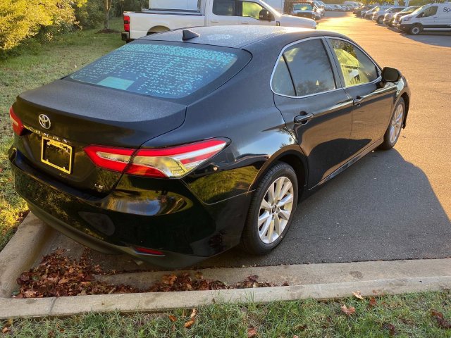 Used 2020 Toyota Camry LE FWD image 31