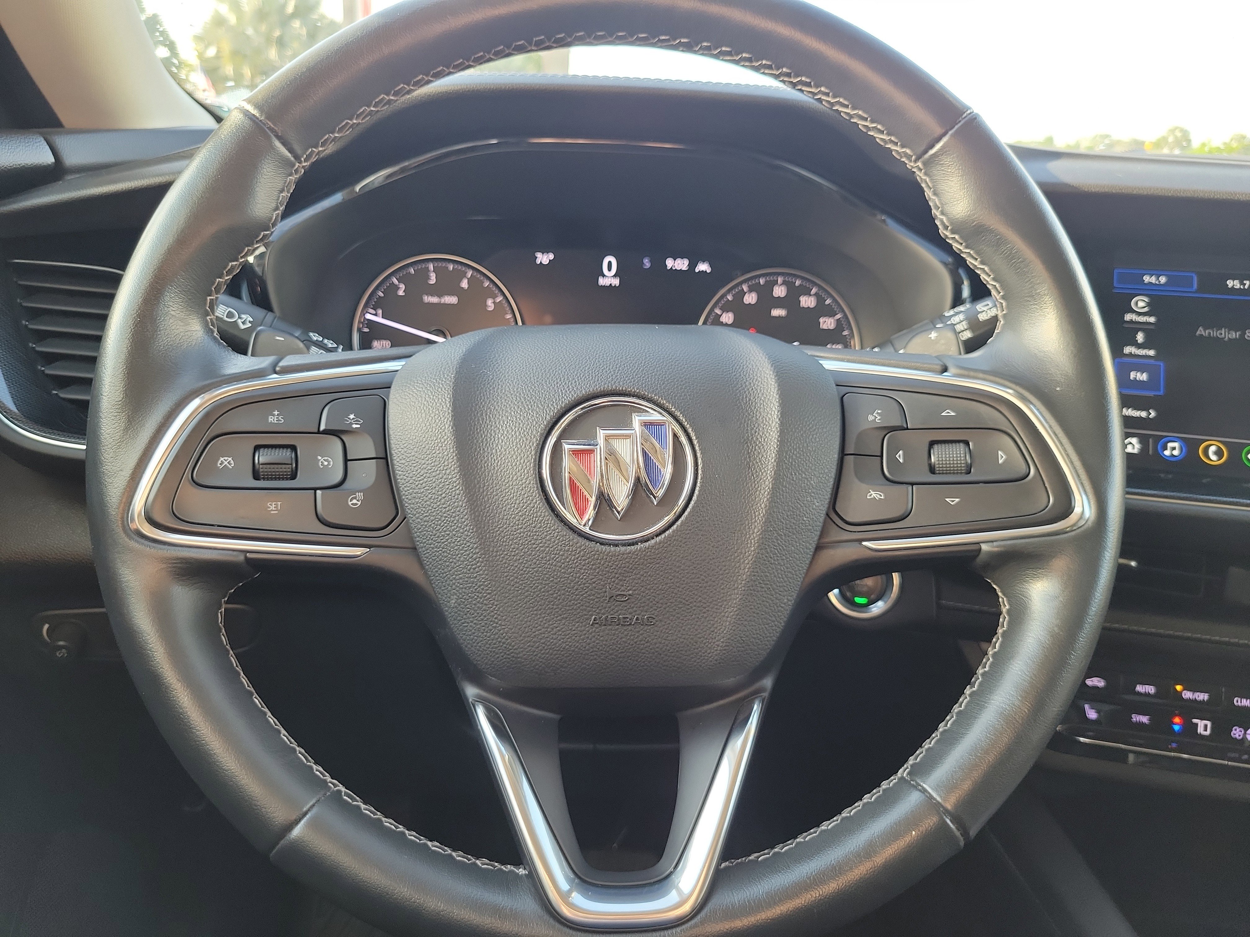 Used 2023 Buick Envision Essence image 19