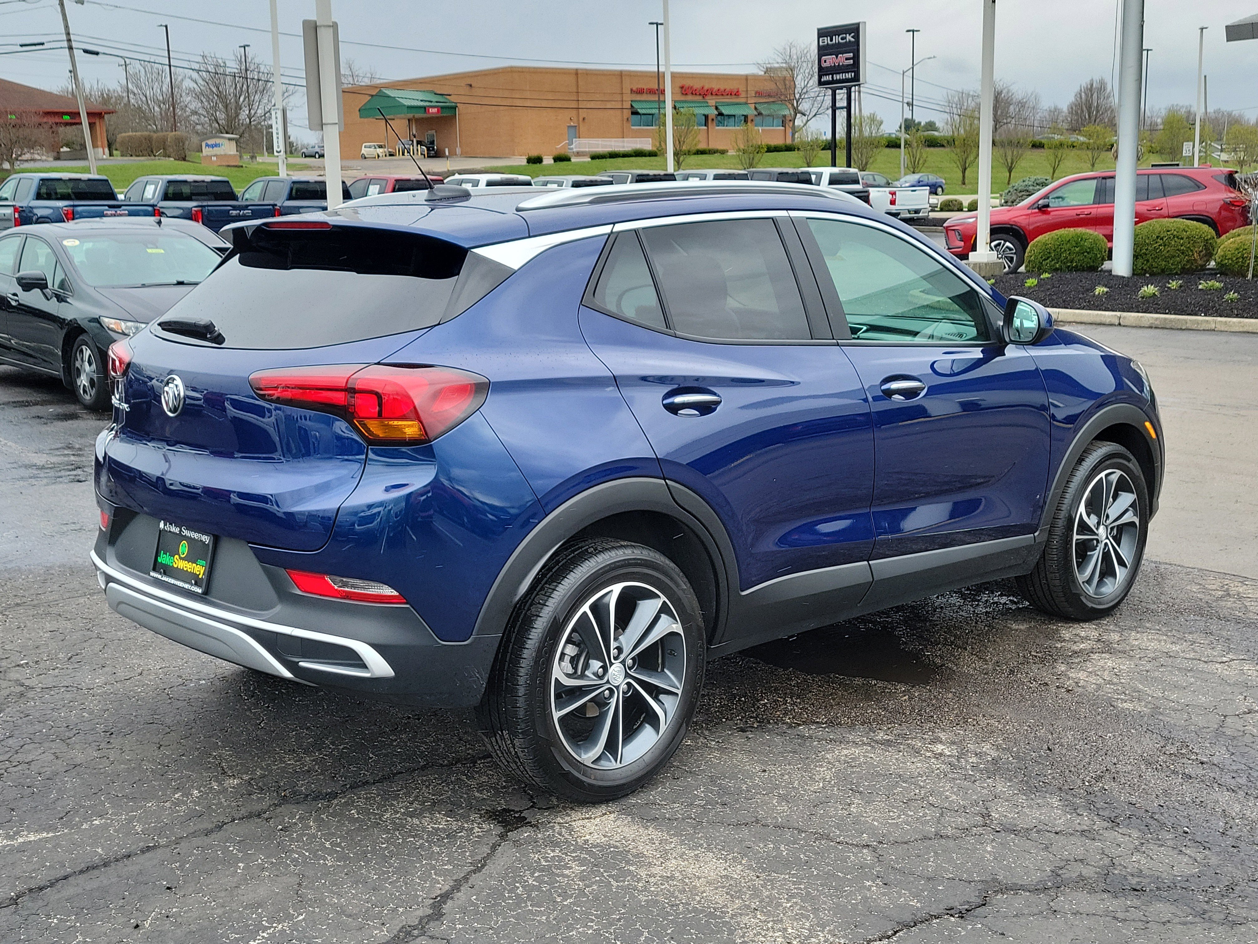 Used 2023 Buick Encore GX Select image 4