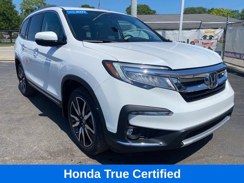 Used 2022 Honda Pilot Touring image 1