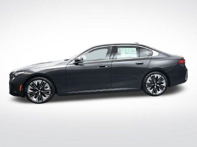 New 2026 BMW i5 eDrive40 AWD/4WD image 8