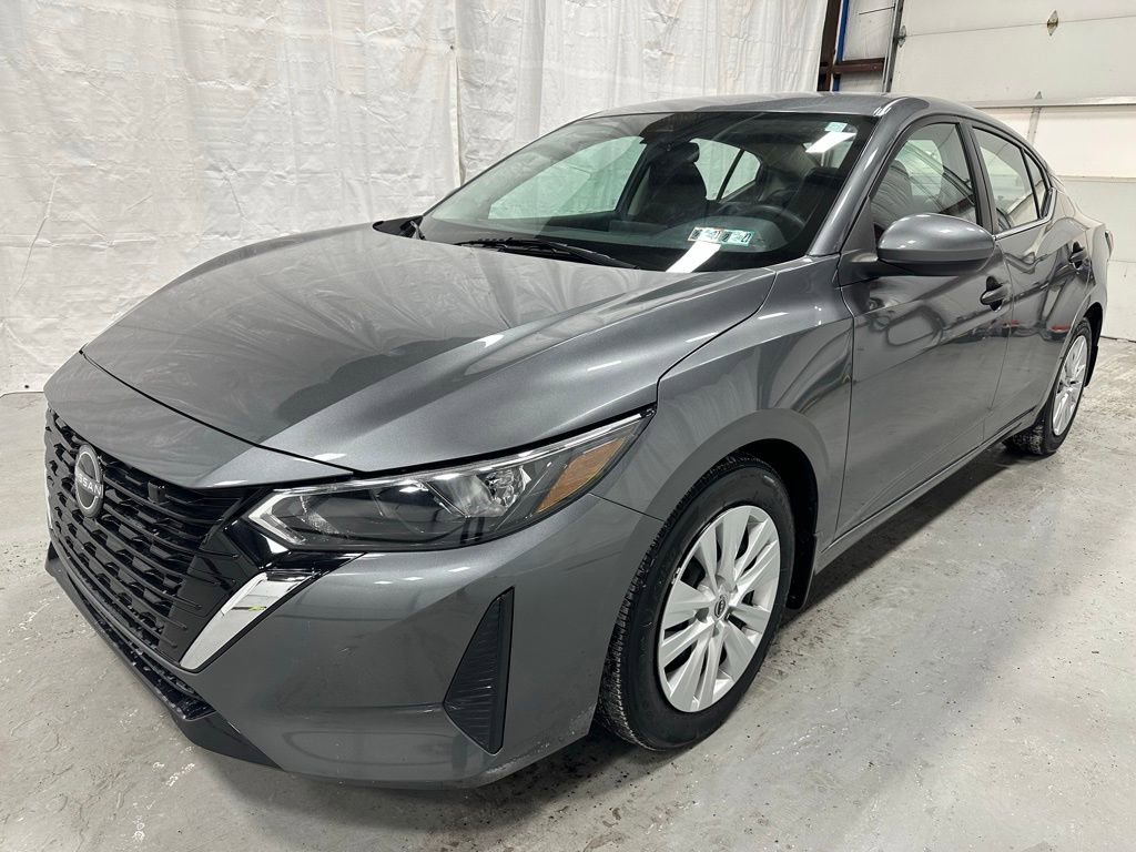 Used 2025 Nissan Sentra S image 3