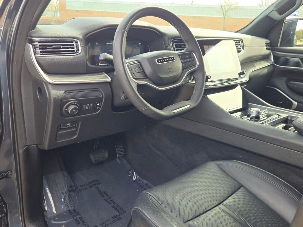 Used 2024 Jeep Wagoneer Series III image 26