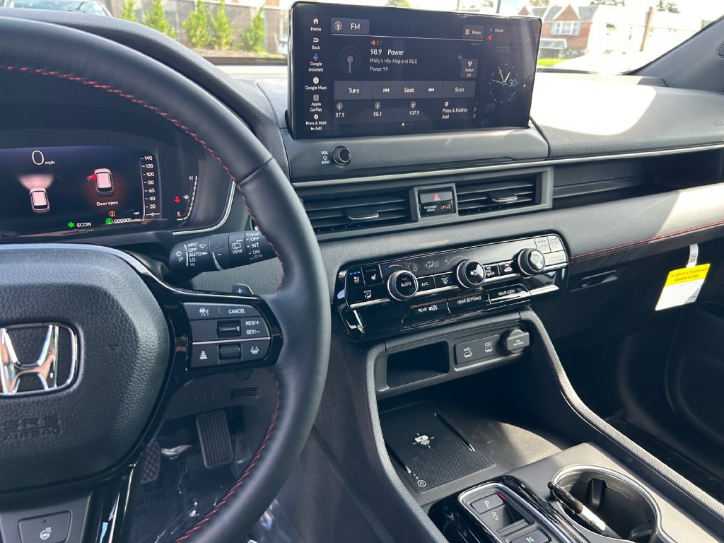 New 2026 Honda Pilot Black Edition image 11