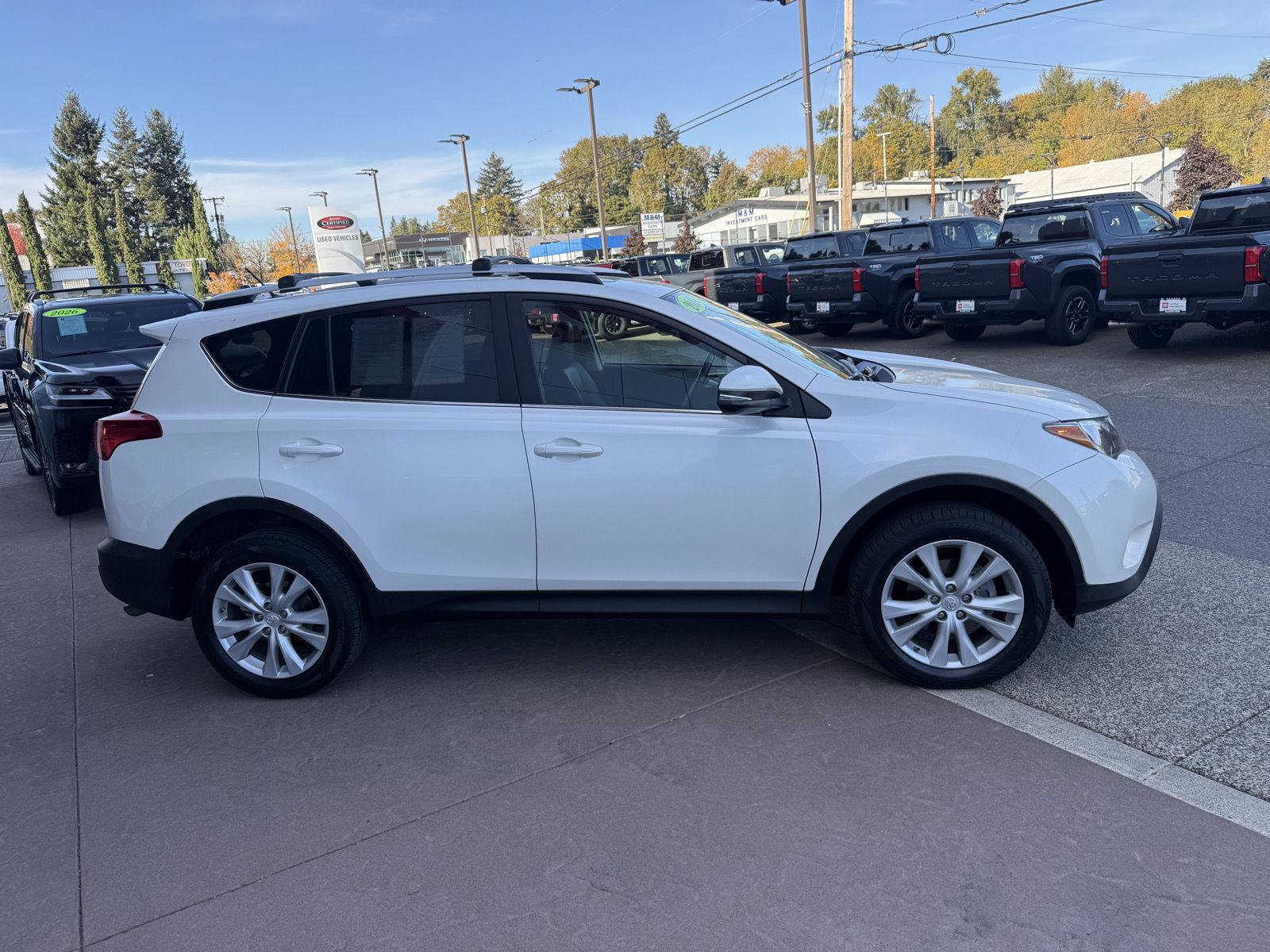 Used 2014 Toyota RAV4 Limited AWD/4WD image 35