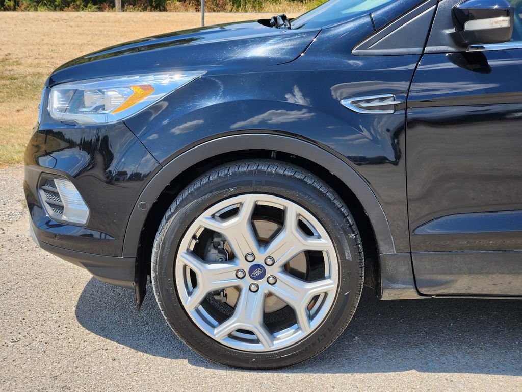 Used 2019 Ford Escape Titanium FWD image 8