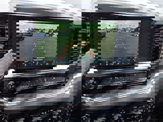 New 2026 Chevrolet Silverado 3500 LTZ w/ LTZ Premium Package image 15