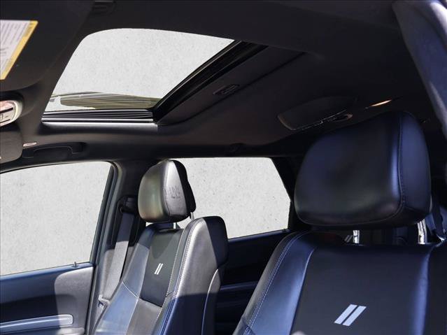 Used 2019 Dodge Durango R/T w/ Technology Group AWD/4WD image 19