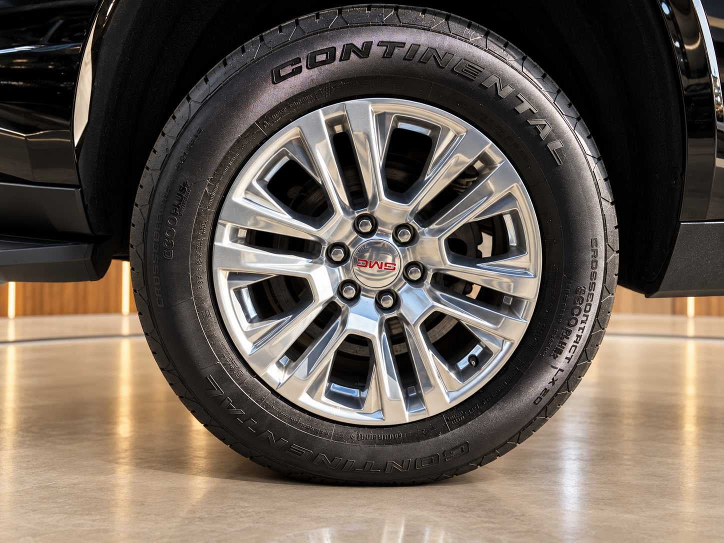 Used 2025 GMC Yukon XL Denali AWD/4WD image 27