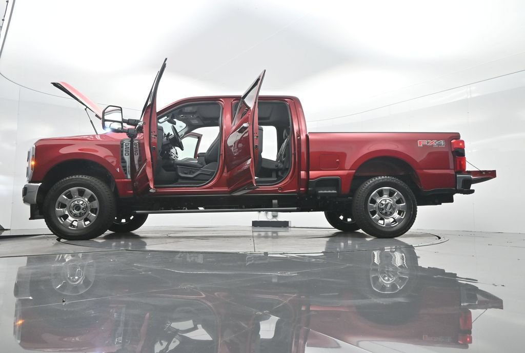 Certified 2026 Ford F250 Lariat w/ Lariat Ultimate Package AWD/4WD image 45
