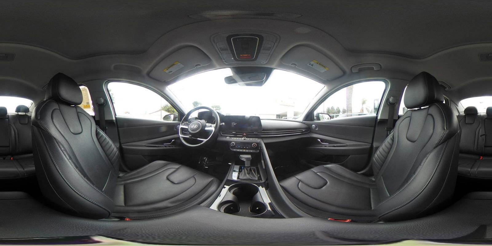 Used 2025 Hyundai Elantra Limited FWD image 45