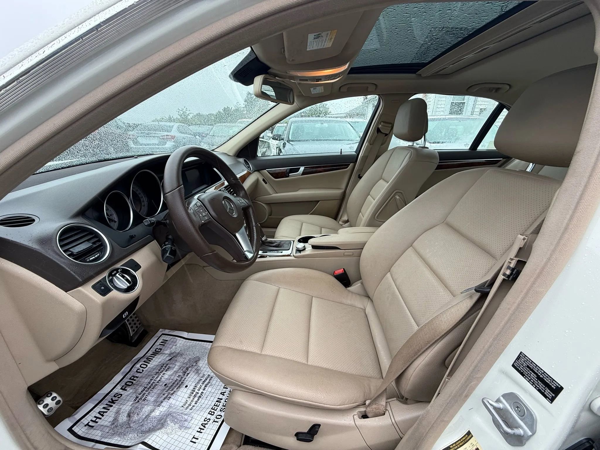 Used 2012 Mercedes-Benz C 250 Sedan image 9
