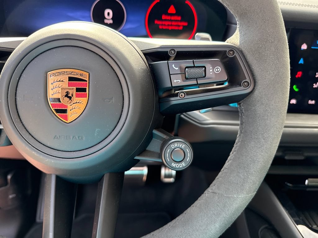 Used 2026 Porsche Cayenne GTS AWD/4WD image 17