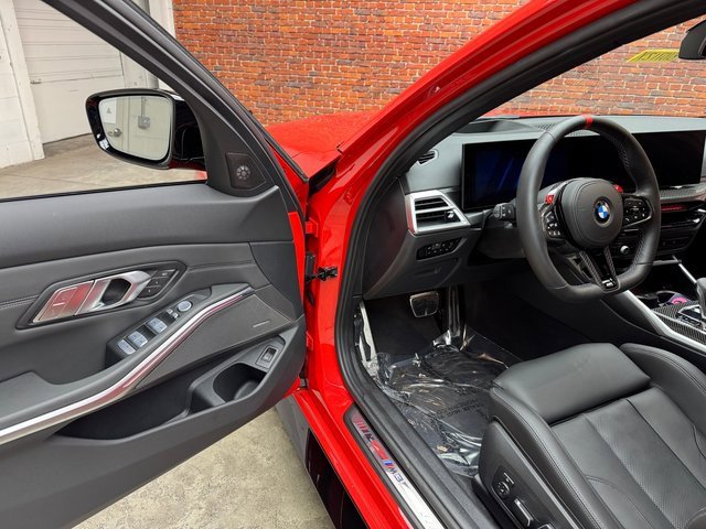 Used 2025 BMW M3 Competition image 9
