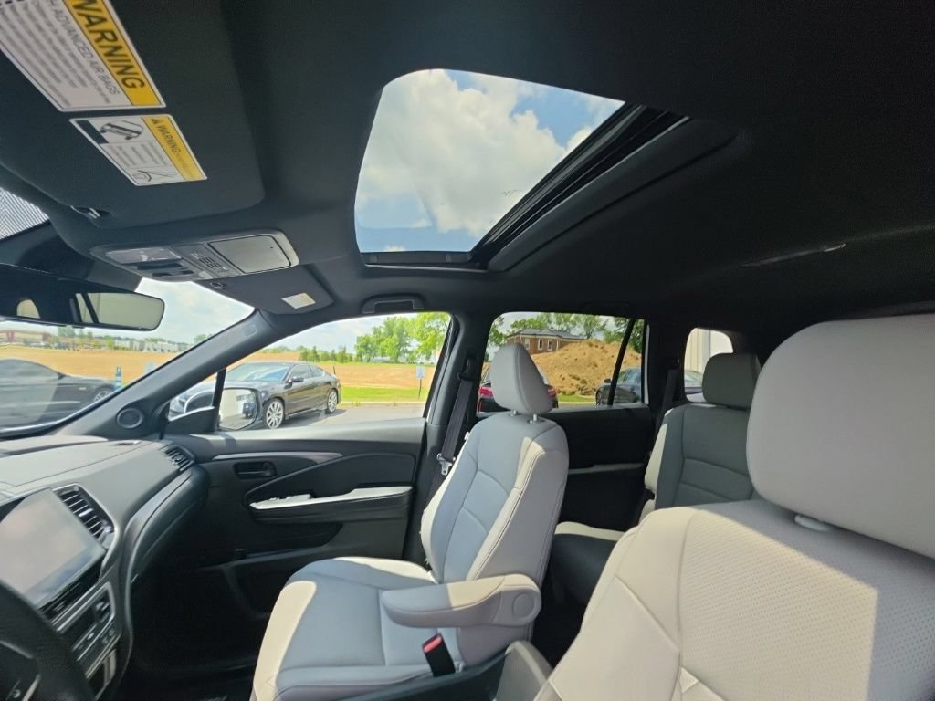 Used 2023 Honda Passport EX-L image 15