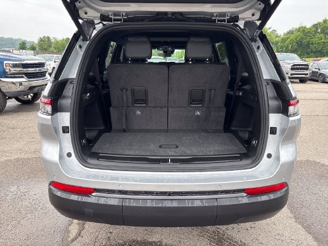 New 2026 Jeep Grand Cherokee L 4WD image 26