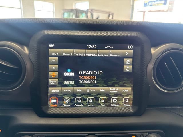 Used 2023 Jeep Wrangler Unlimited w/ Cold Weather Group AWD/4WD image 38