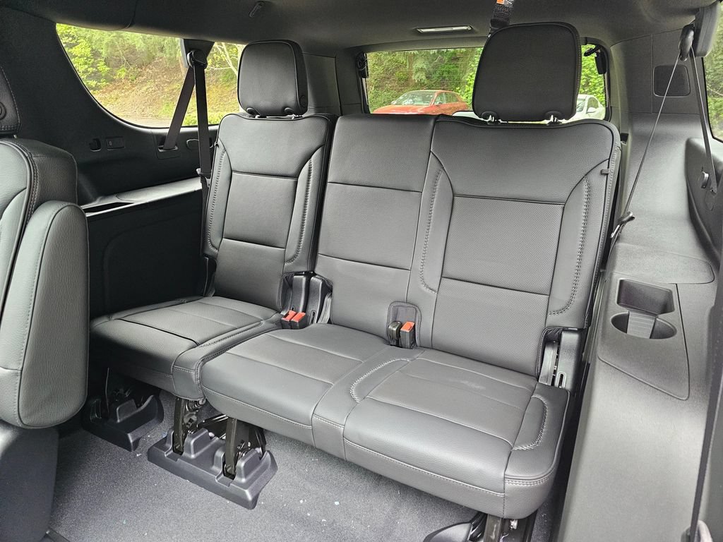 New 2026 GMC Yukon XL Denali w/ Sun & Power Step Package AWD/4WD image 18