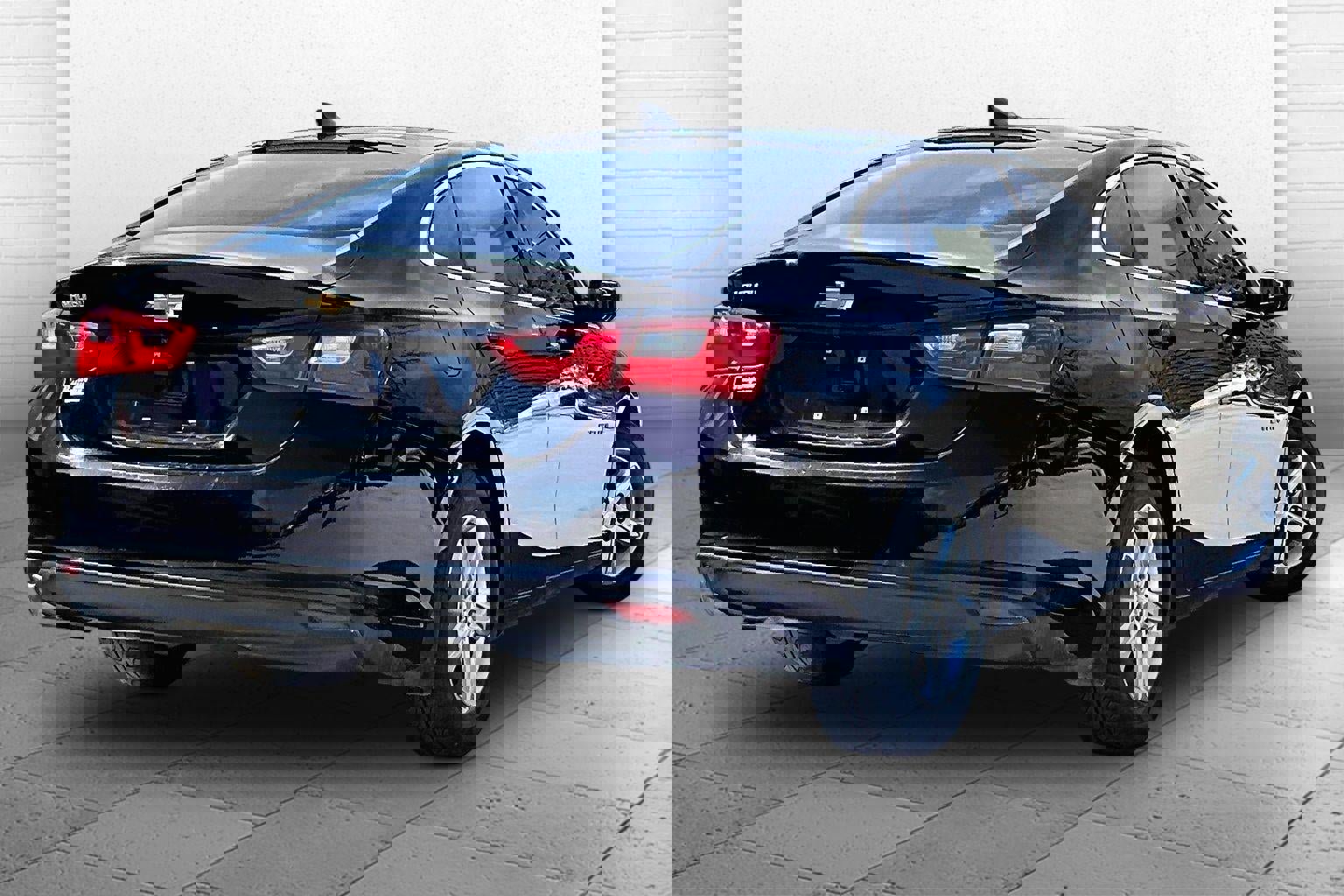 Used 2020 Chevrolet Malibu LS FWD image 10