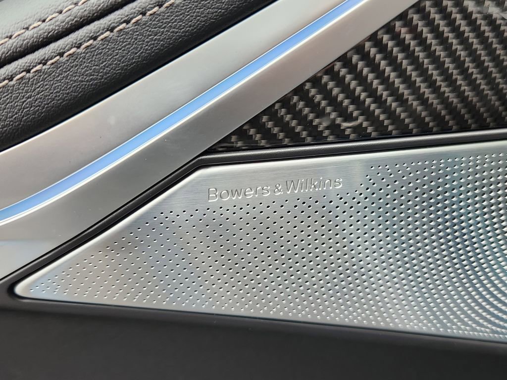 New 2026 BMW X5 M60i image 18