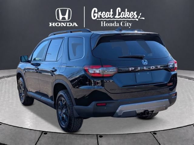 New 2026 Honda Pilot TrailSport image 3