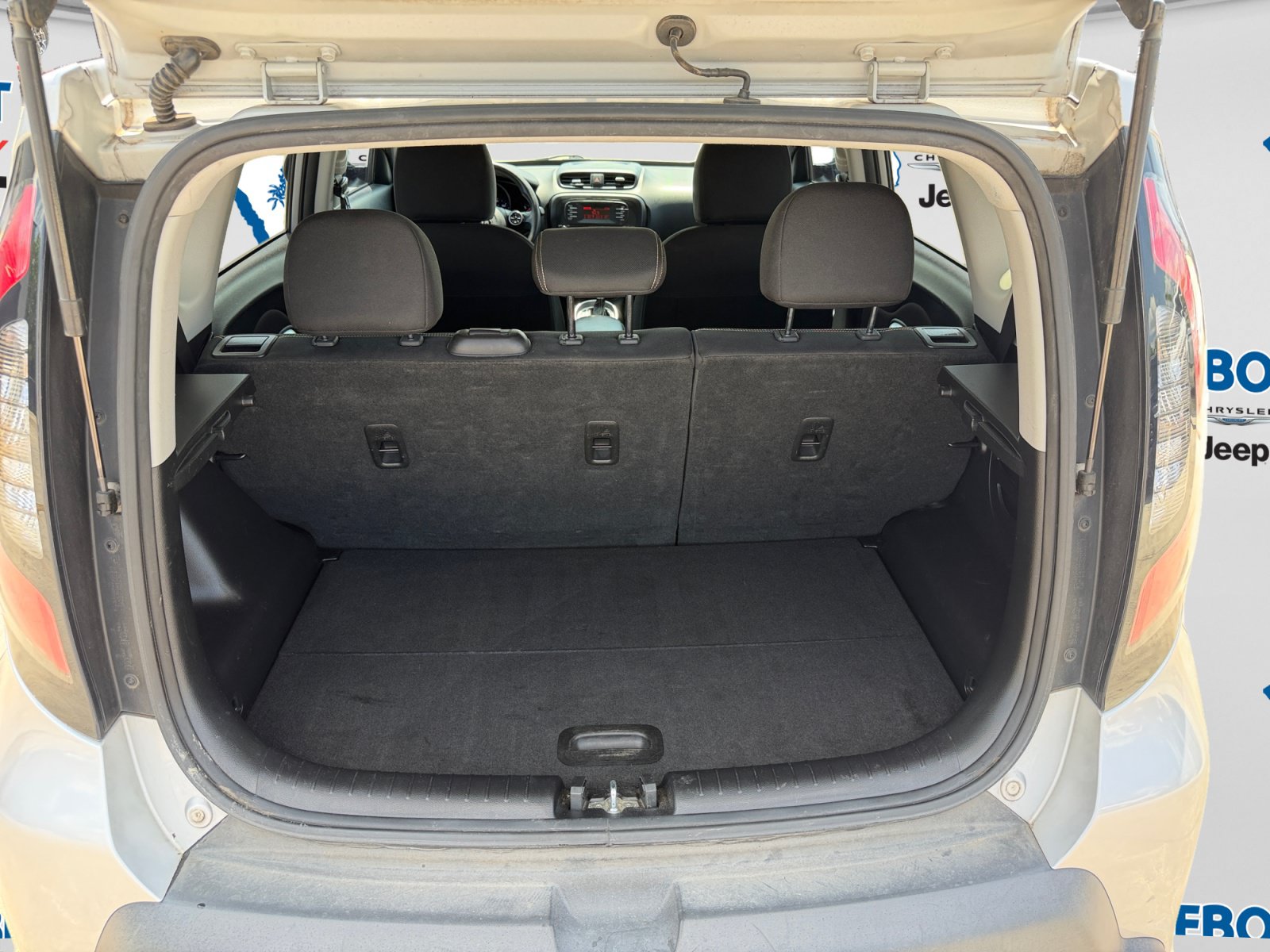 Used 2015 Kia Soul + FWD image 21