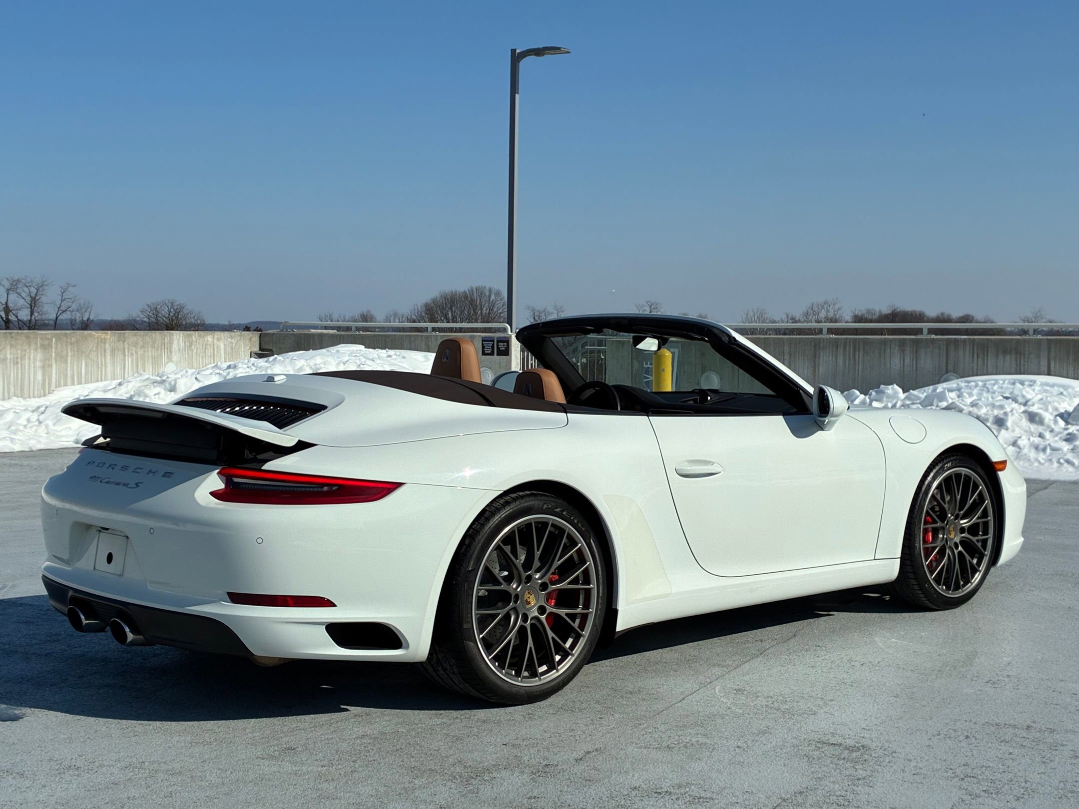 Used 2017 Porsche 911 Carrera S image 7