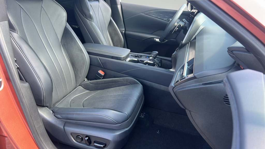 Used 2024 Lexus RX 500h F Sport w/ Convenience Package AWD/4WD image 22
