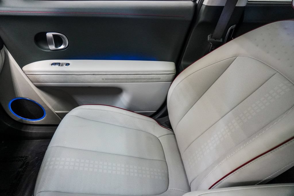Used 2024 Hyundai Ioniq 5 Limited AWD/4WD image 28