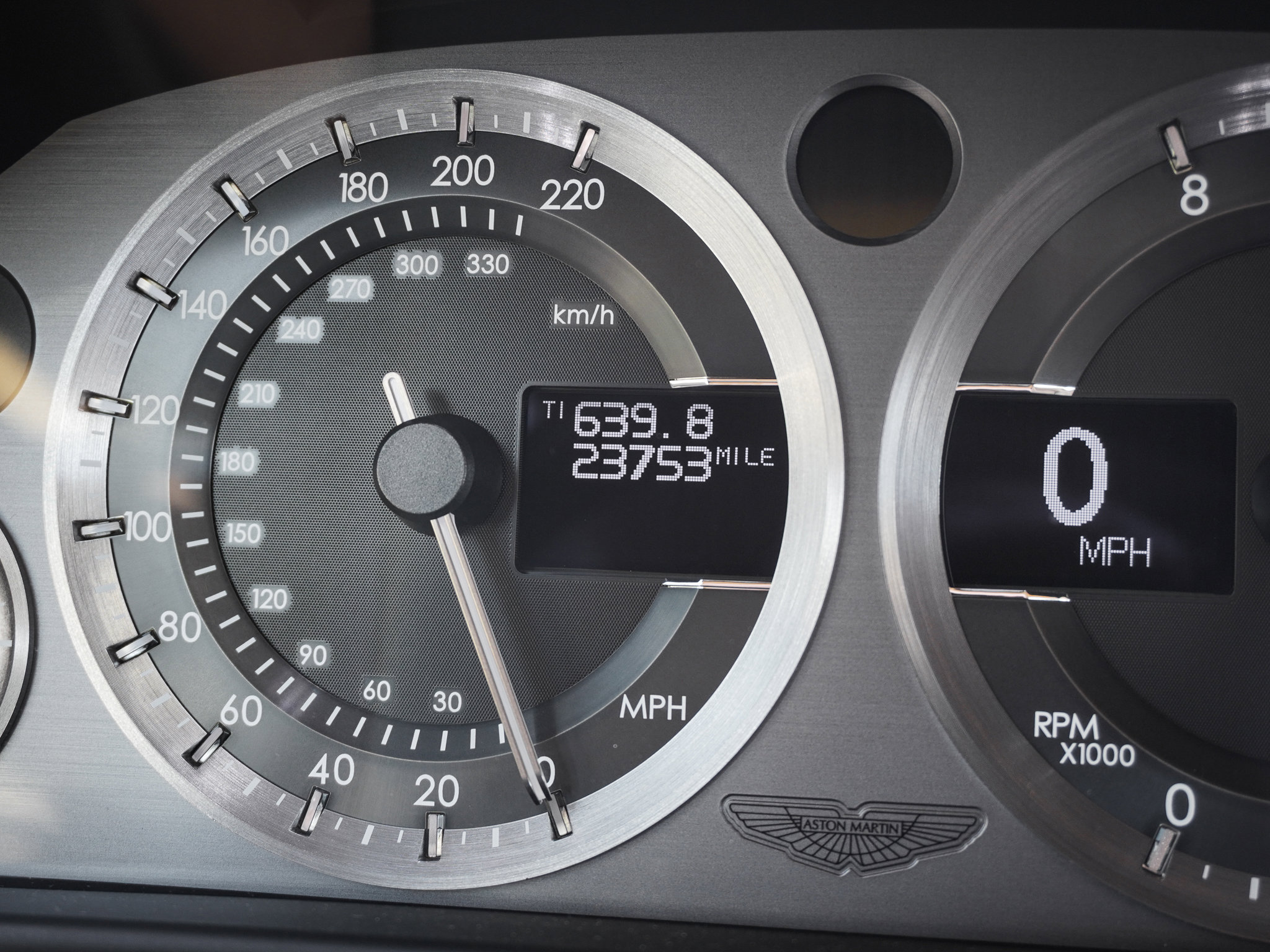 Used 2006 Aston Martin V8 Vantage Coupe RWD image 22