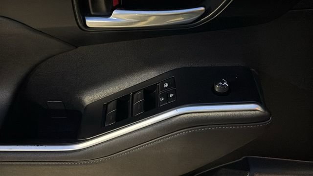 Used 2023 Toyota Highlander XLE w/ Protection Package #3 (TMS) image 10