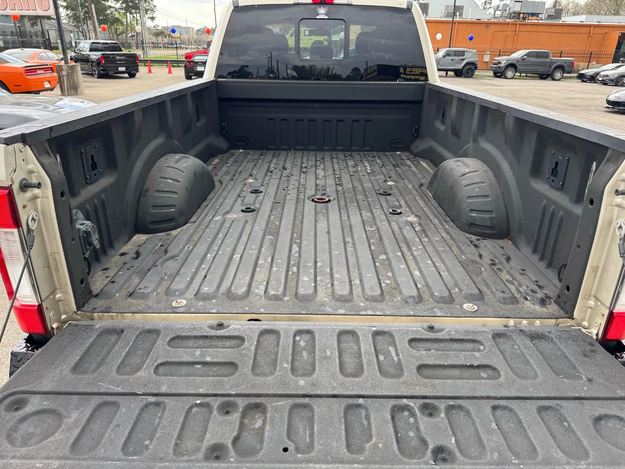 Used 2017 Ford F350 King Ranch w/ Tow Technology Bundle AWD/4WD image 15