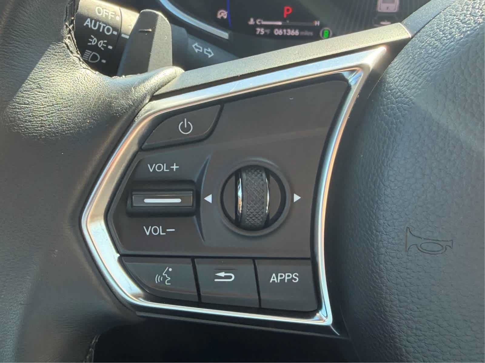 Used 2022 Acura MDX w/ Technology Package AWD/4WD image 23