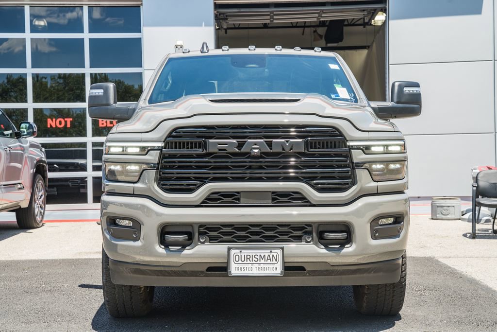 New 2026 RAM 2500 Laramie AWD/4WD image 2