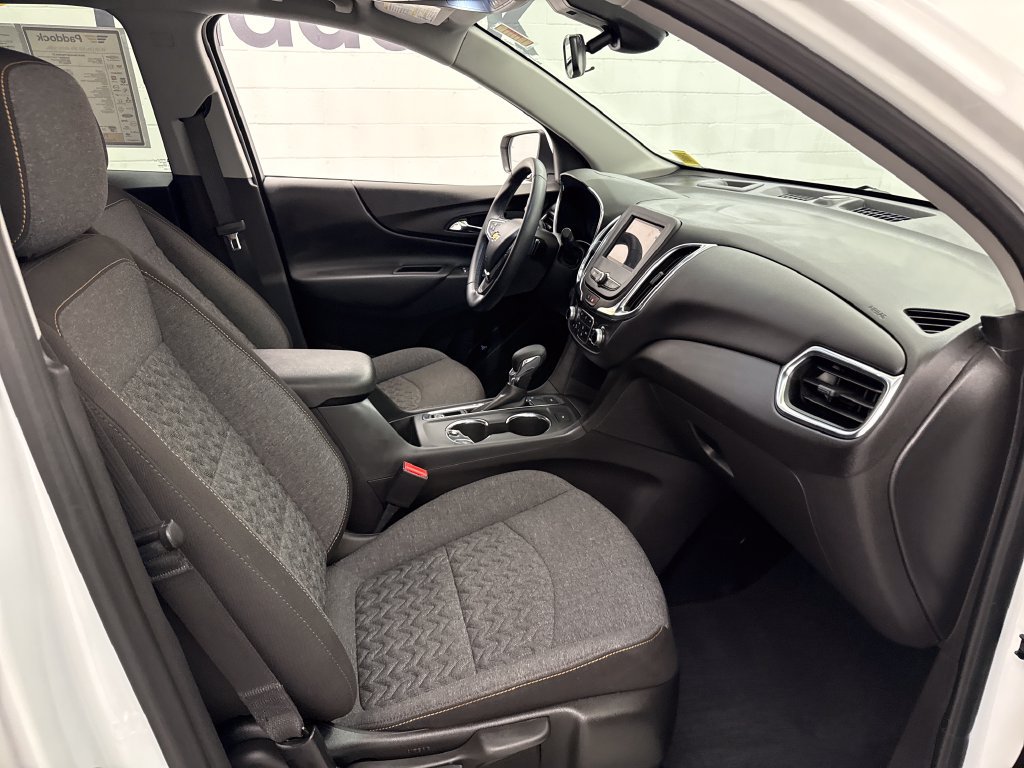 Used 2024 Chevrolet Equinox LT AWD/4WD image 33