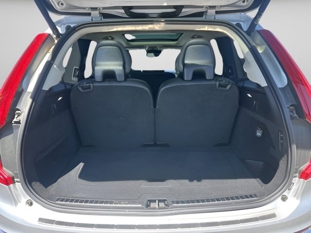 Used 2019 Volvo XC90 T6 Inscription w/ Luxury Package image 12