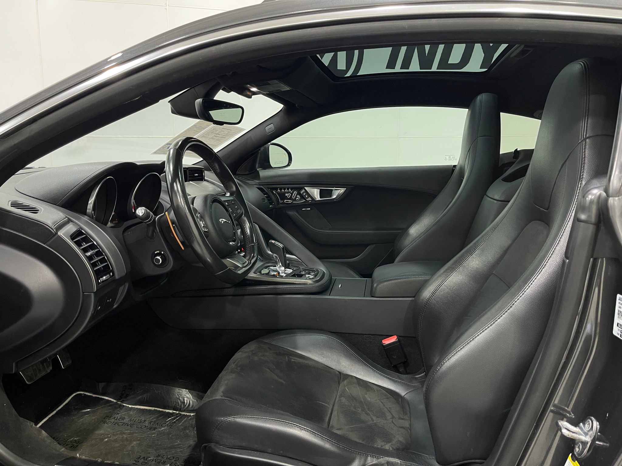 Used 2016 Jaguar F-TYPE S image 13