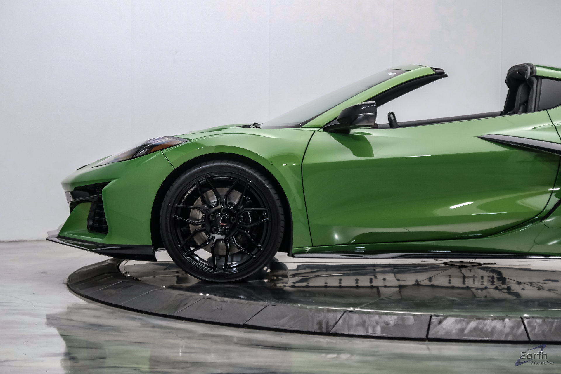 Used 2026 Chevrolet Corvette Z06 RWD image 11