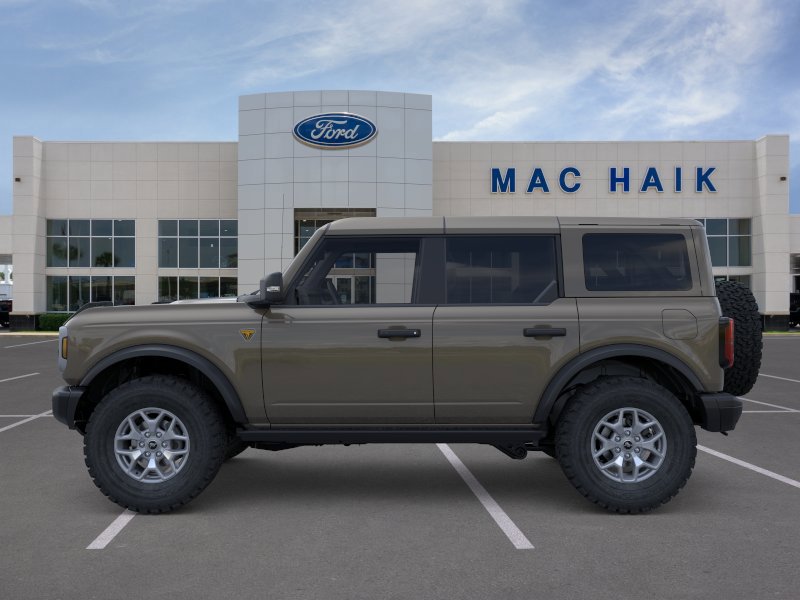 New 2025 Ford Bronco Badlands AWD/4WD image 3
