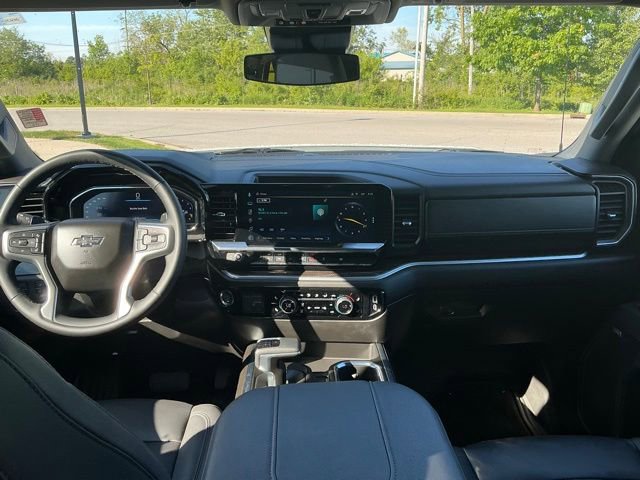 Used 2025 Chevrolet Silverado 1500 RST w/ RST All Star Premium Package AWD/4WD image 21