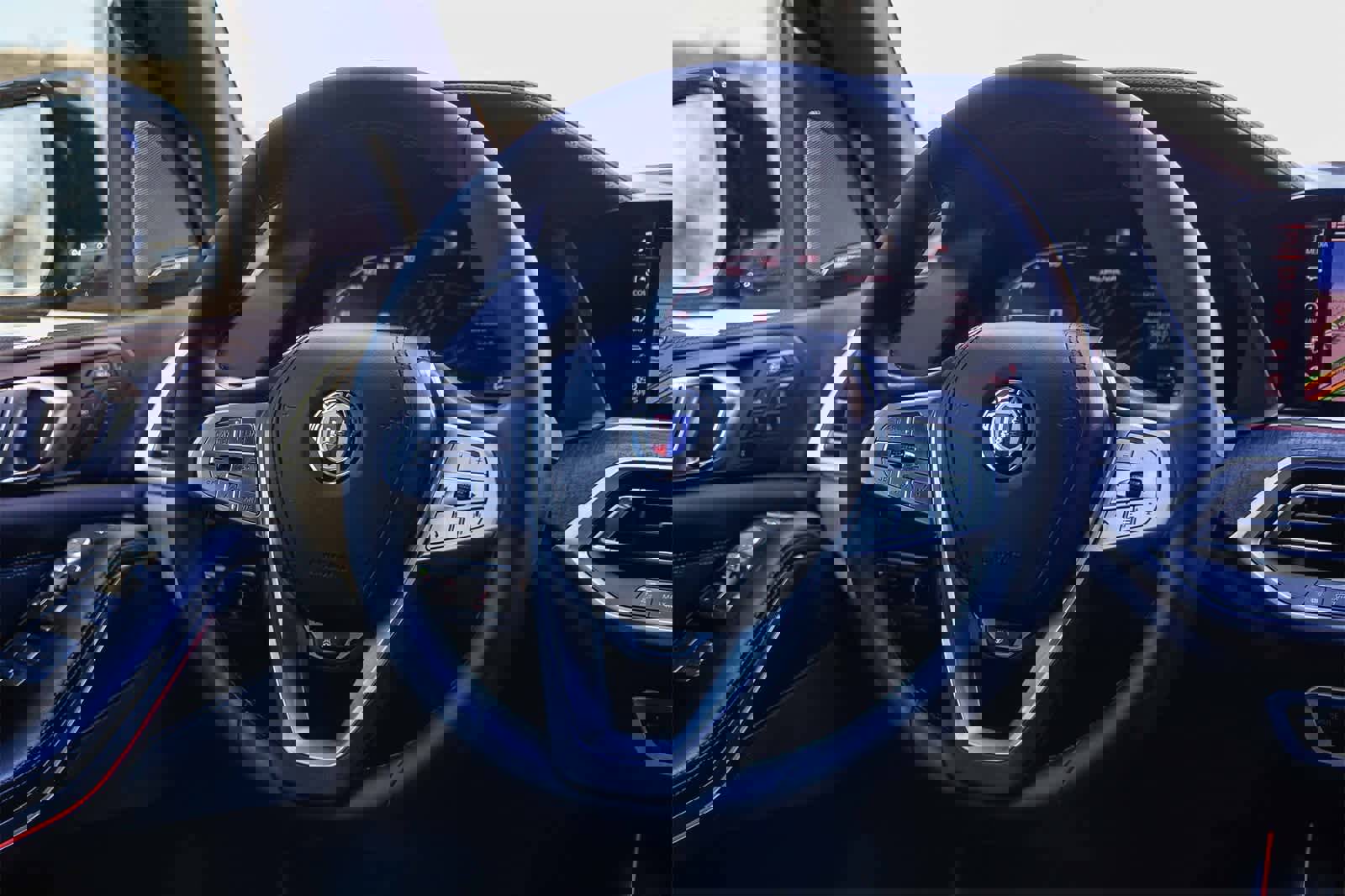 Used 2022 BMW ALPINA XB7 ALPINA XB7 image 15