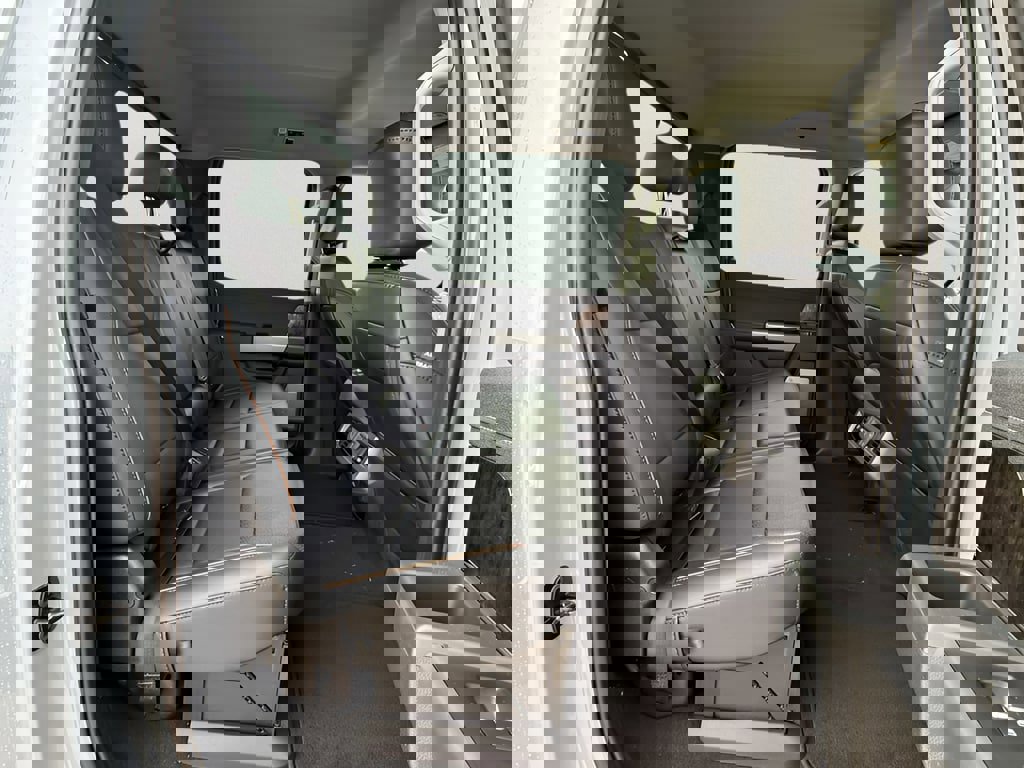 New 2026 Ford F350 Lariat w/ Lariat Ultimate Package image 12