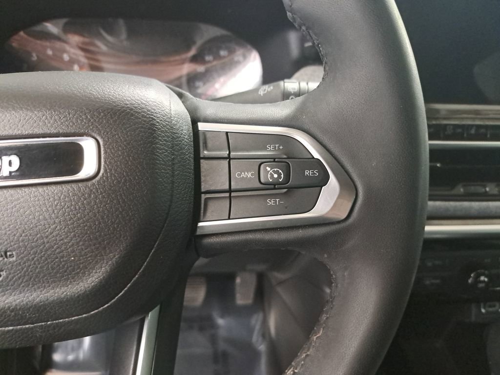 Certified 2023 Jeep Compass Latitude AWD/4WD image 19
