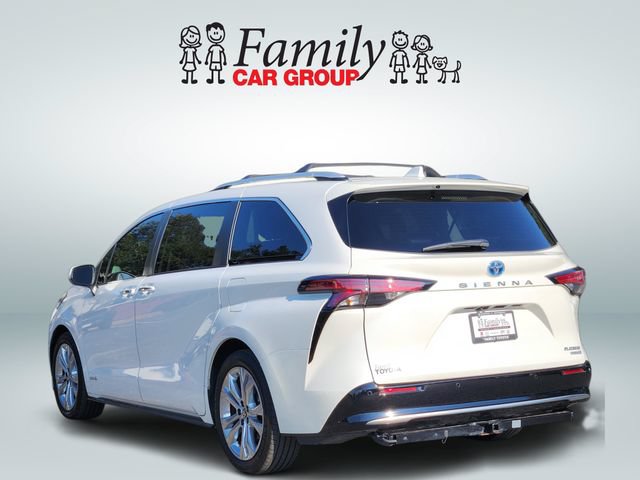 Certified 2021 Toyota Sienna Platinum FWD image 3