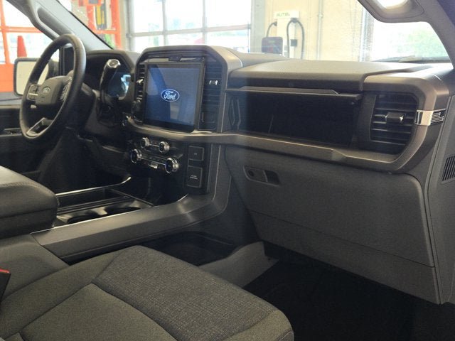 Used 2025 Ford F150 XLT w/ Equipment Group 302A MID AWD/4WD image 4